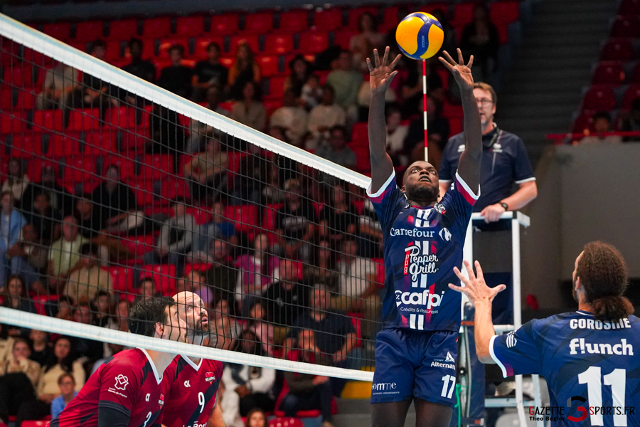volley ball élite j1 amvb amiens métropole volley ball bellaing porte du hainaut gazette sports théo bégler 011