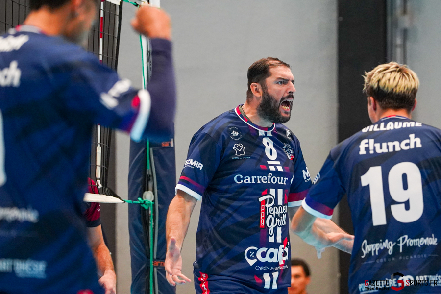 volley ball élite j1 amvb amiens métropole volley ball bellaing porte du hainaut gazette sports théo bégler 030