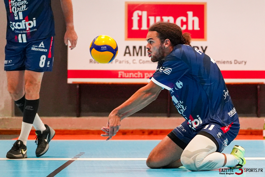 volley ball élite j1 amvb amiens métropole volley ball bellaing porte du hainaut gazette sports théo bégler 040