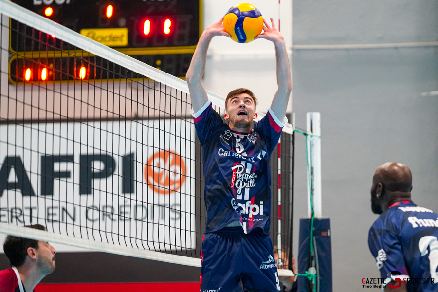 volley ball élite j1 amvb amiens métropole volley ball bellaing porte du hainaut gazette sports théo bégler 041