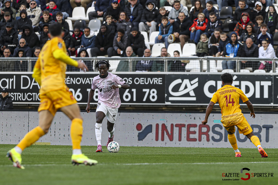 football ligue 2 asc amiens vs rodez leandre leber gazettesports (12)