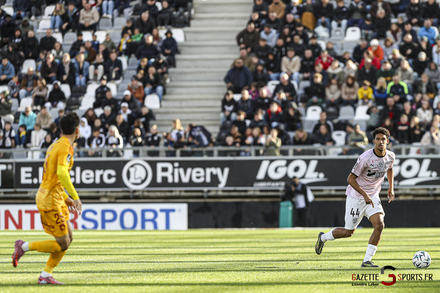 football ligue 2 asc amiens vs rodez leandre leber gazettesports (38)