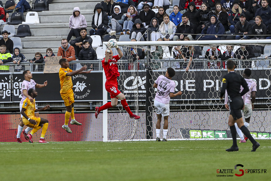 football ligue 2 asc amiens vs rodez leandre leber gazettesports (41)