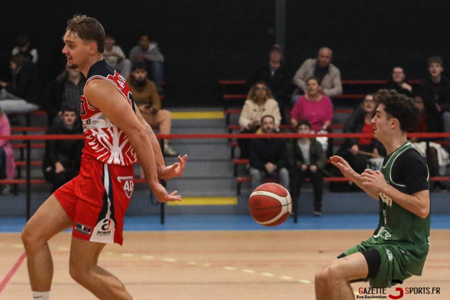 Basket_PreNationale_J6_Amiens-SCBB_Wasquehal-FlashB_Gazettesports_Daubenton_Eva_11