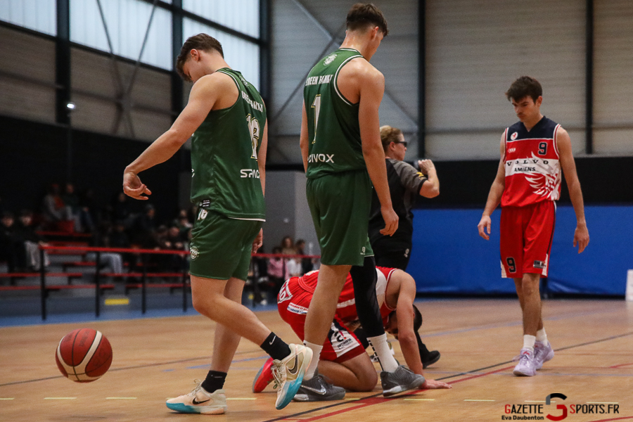 Basket_PreNationale_J6_Amiens-SCBB_Wasquehal-FlashB_Gazettesports_Daubenton_Eva_20