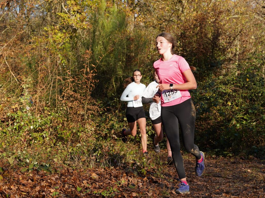 cross départemental unss somme 2025 conty dorine cocagne gazette sports (2)