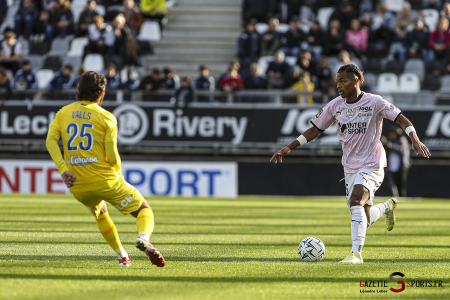 football ligue 2 amiens sc vs grenoble leandre leber gazettesports (22)