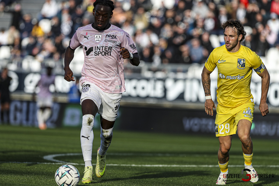 football ligue 2 amiens sc vs grenoble leandre leber gazettesports (46)