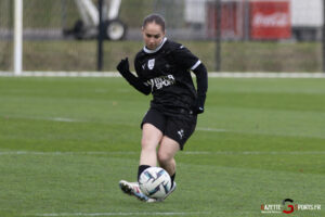 football asc r1f j6 vs beauvais gazettesports reynald valleron (13)
