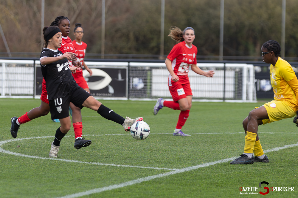 football asc r1f j6 vs beauvais gazettesports reynald valleron (41)