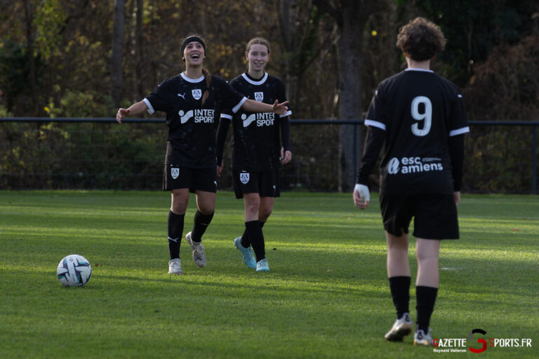 football asc r1f j6 vs beauvais gazettesports reynald valleron (68)