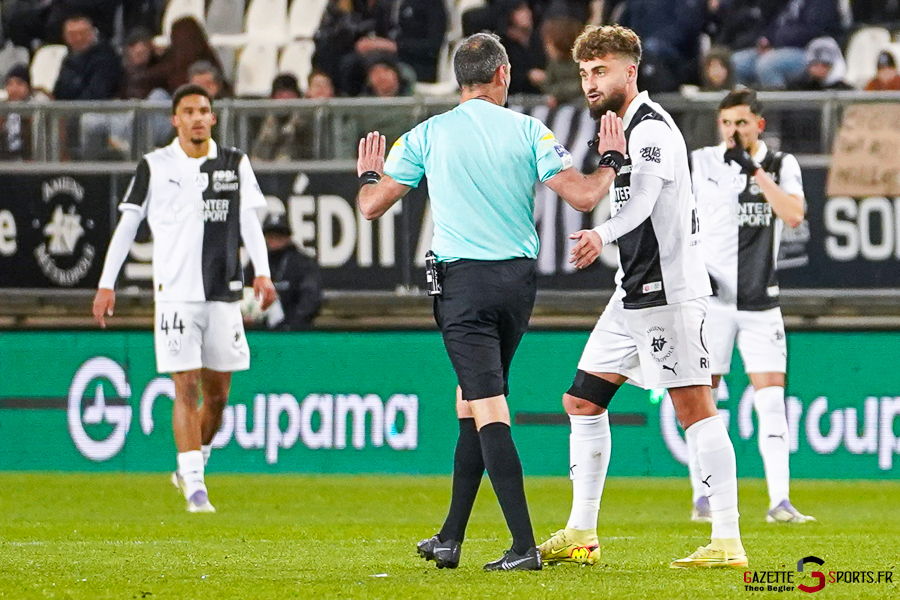 amiens sc v laval ligue 2 bkt journée 20 amiens