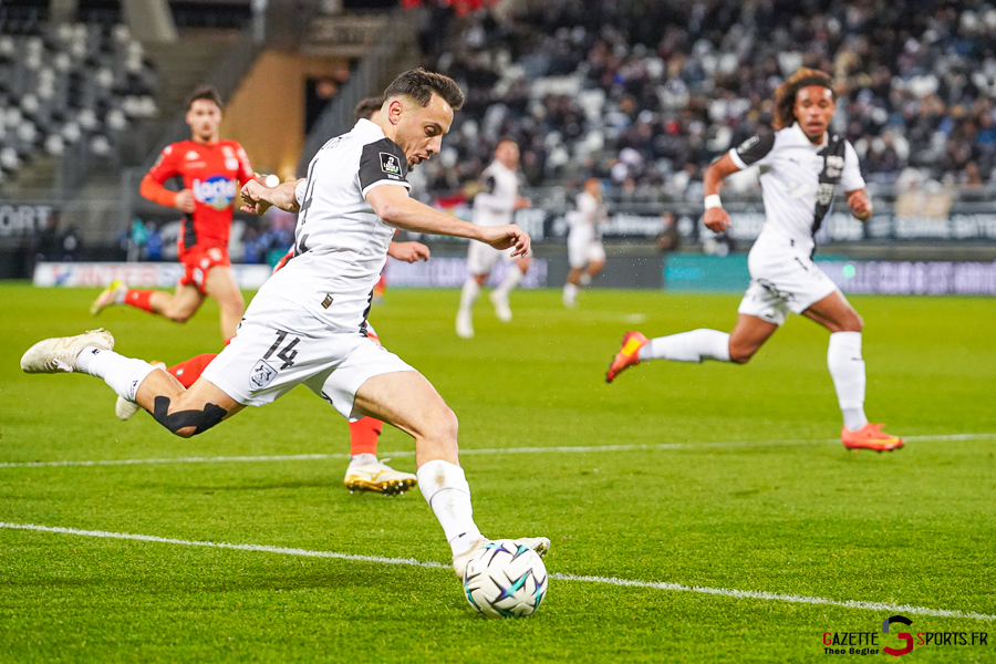 amiens sc v laval ligue 2 bkt journée 20 amiens