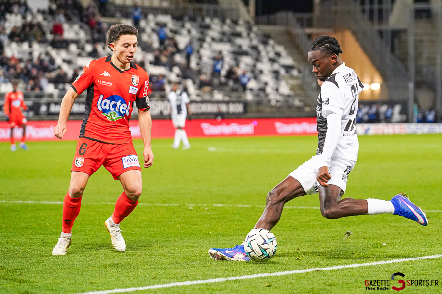 amiens sc v laval ligue 2 bkt journée 20 amiens