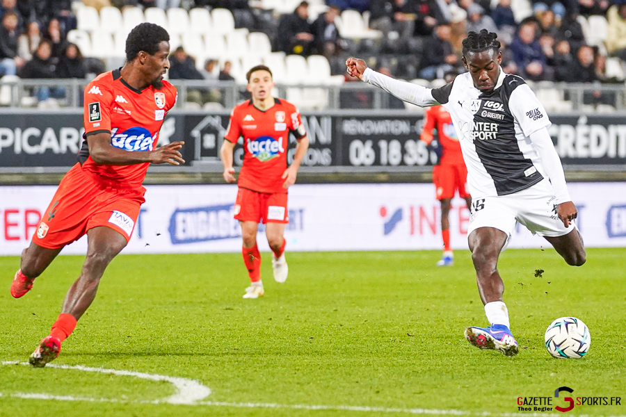 amiens sc v laval ligue 2 bkt journée 20 amiens
