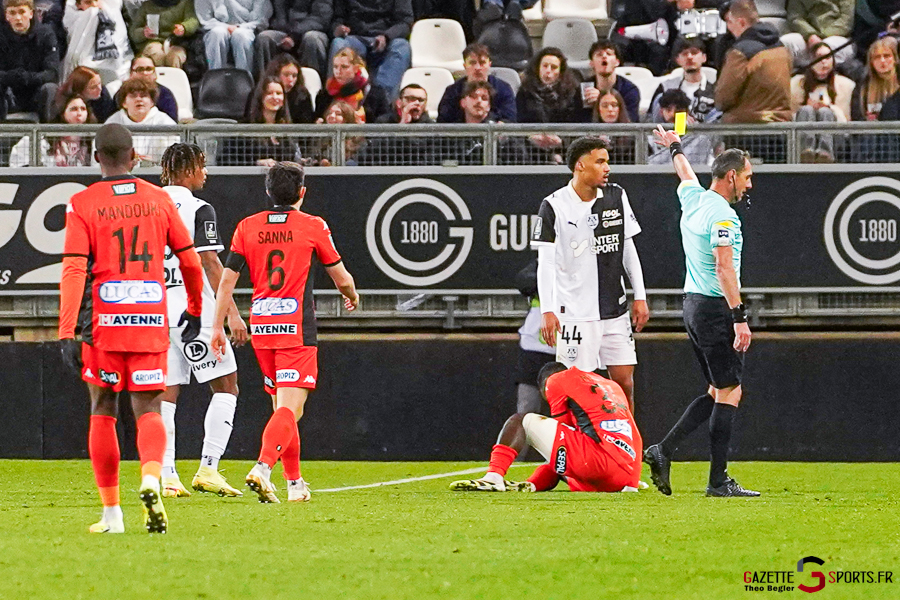 amiens sc v laval ligue 2 bkt journée 20 amiens