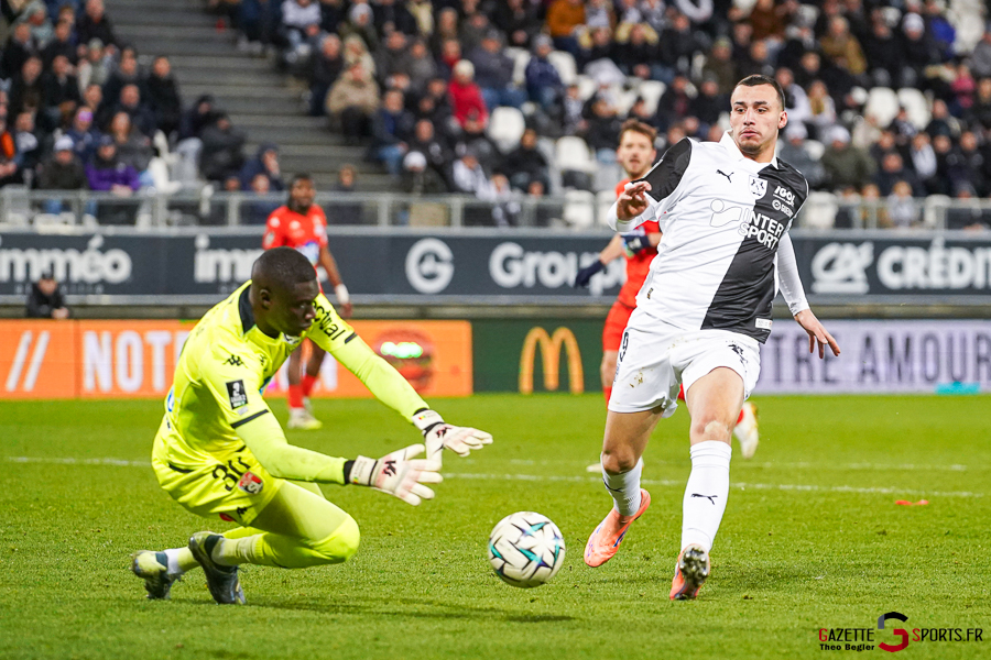 amiens sc v laval ligue 2 bkt journée 20 amiens