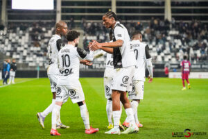 amiens sc v clermont foot 63 ligue 2 bkt journée 22 amiens
