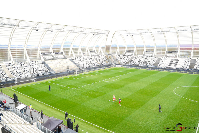football stade de la licorne gazette sports theo begler 002