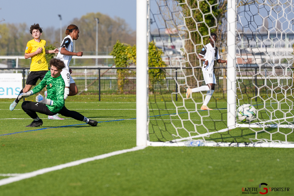 football amiens cambrai u17 j22 gazette sport alexis cazeel 17