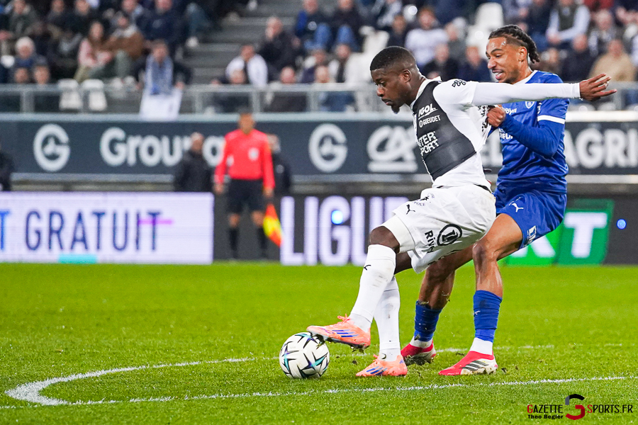 amiens sc v estac troyes ligue 2 bkt journée 25 amiens