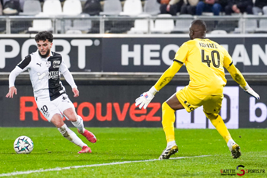 amiens sc v estac troyes ligue 2 bkt journée 25 amiens