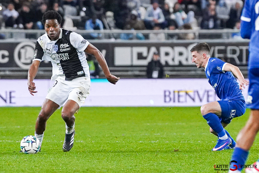 amiens sc v estac troyes ligue 2 bkt journée 25 amiens