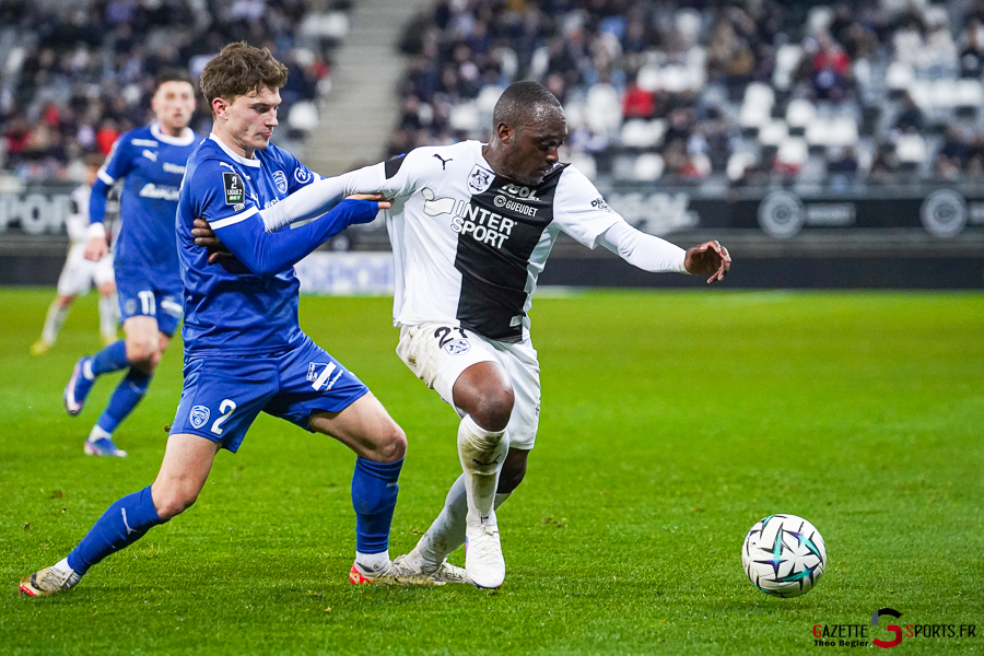 amiens sc v estac troyes ligue 2 bkt journée 25 amiens