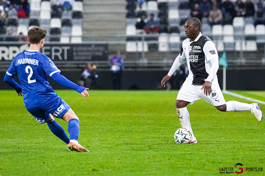 amiens sc v estac troyes ligue 2 bkt journée 25 amiens