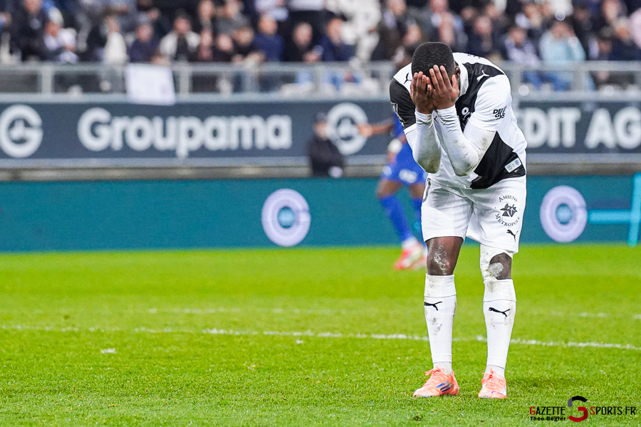 amiens sc v estac troyes ligue 2 bkt journée 25 amiens