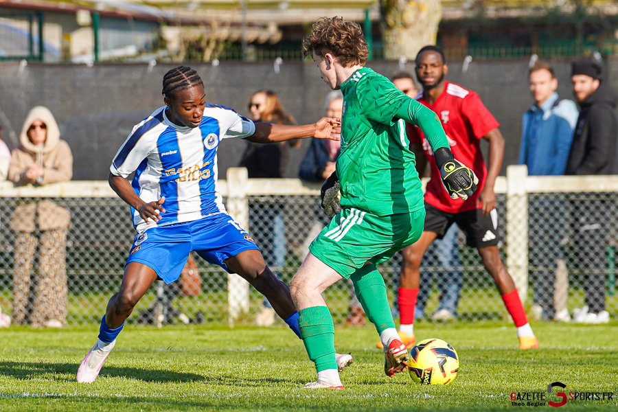 rc salou&euml;l saleux v fc porto portugais d&rsquo;amiens r&eacute;gional 2 journ&eacute;e 14 salou&euml;l