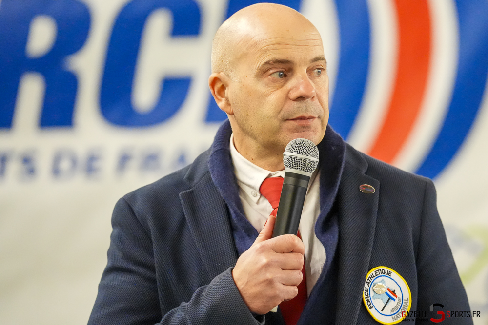 force athlétique championnat de france universitaire staps gazette sport alexis cazeel 18