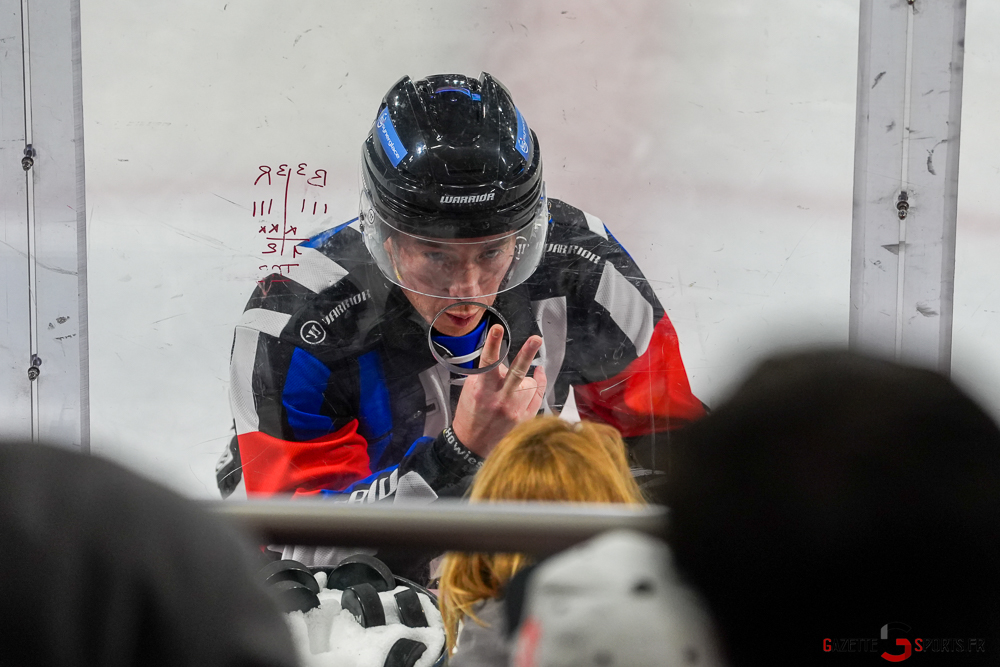 hockey sur glace ligue magnus j42 amiens marseille gazette sport alexis cazeel 24