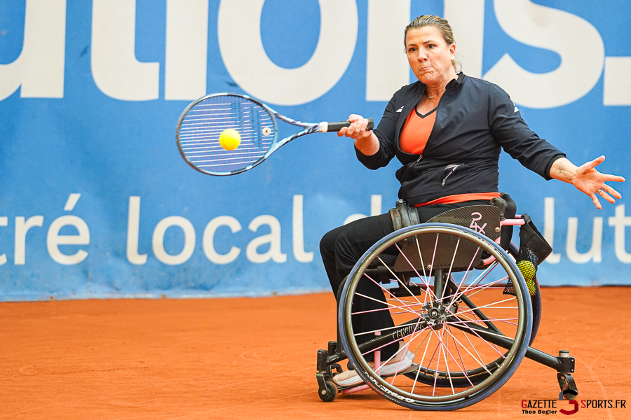 sandrine cauderon paulin v cléo ginterdaele tournoi international tennis fauteuil amiens