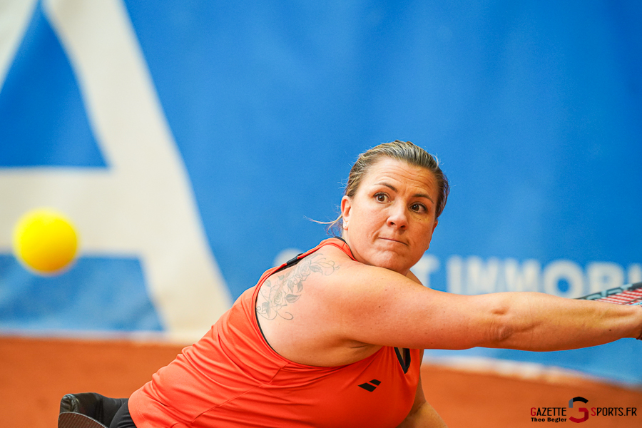 sandrine cauderon paulin v cléo ginterdaele tournoi international tennis fauteuil amiens