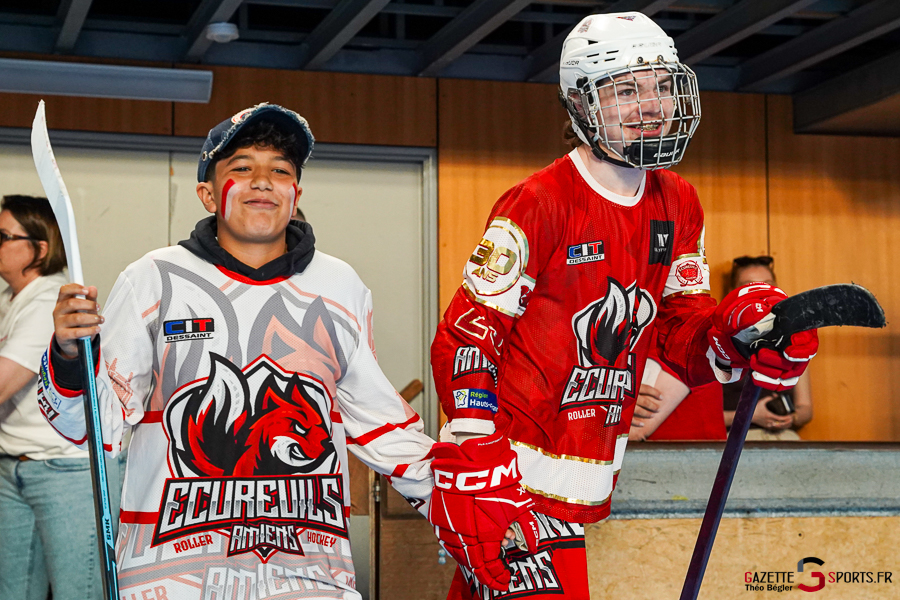 roller hockey nationale 1 1/2 finale playoffs match 2 : &Eacute;cureuils d&rsquo;amiens v corsaires de la teste