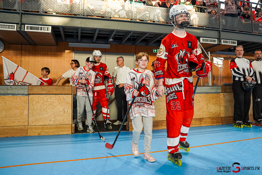 roller hockey nationale 1 1/2 finale playoffs match 2 : &Eacute;cureuils d&rsquo;amiens v corsaires de la teste
