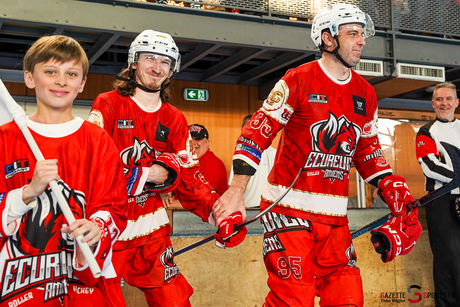 roller hockey nationale 1 1/2 finale playoffs match 2 : &Eacute;cureuils d&rsquo;amiens v corsaires de la teste