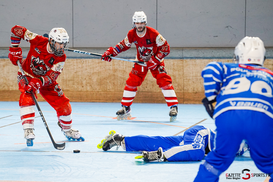 roller hockey nationale 1 1/2 finale playoffs match 2 : &Eacute;cureuils d&rsquo;amiens v corsaires de la teste