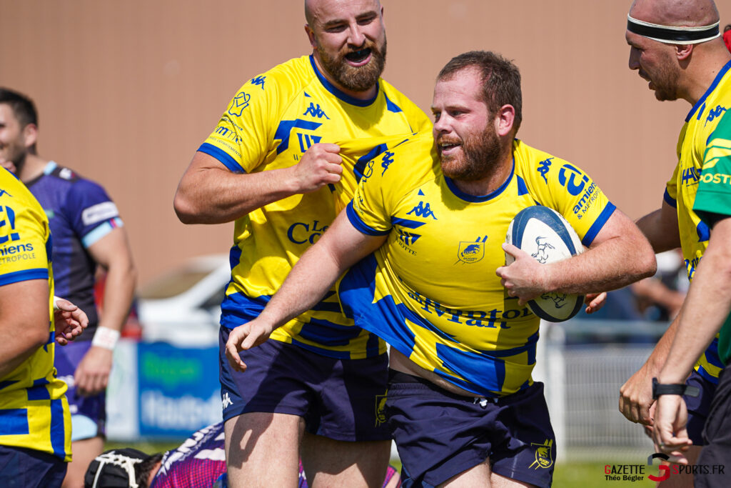 rugby f&eacute;d&eacute;rale 3 1/32e de finale playoffs match aller : rc ami&eacute;nois v strasbourg alsace rugby