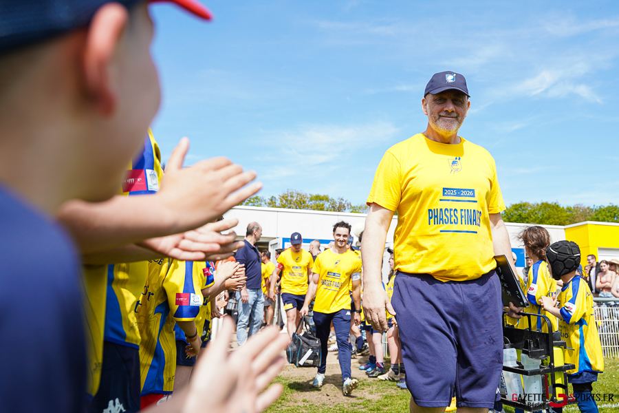 rugby f&eacute;d&eacute;rale 3 1/32e de finale playoffs match aller : rc ami&eacute;nois v strasbourg alsace rugby