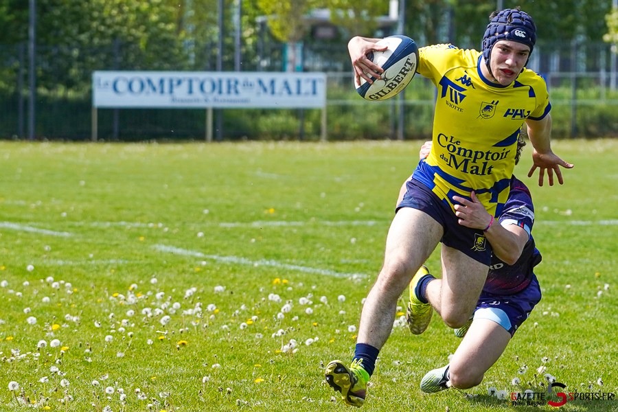 rugby f&eacute;d&eacute;rale 3 1/32e de finale playoffs match aller : rc ami&eacute;nois v strasbourg alsace rugby