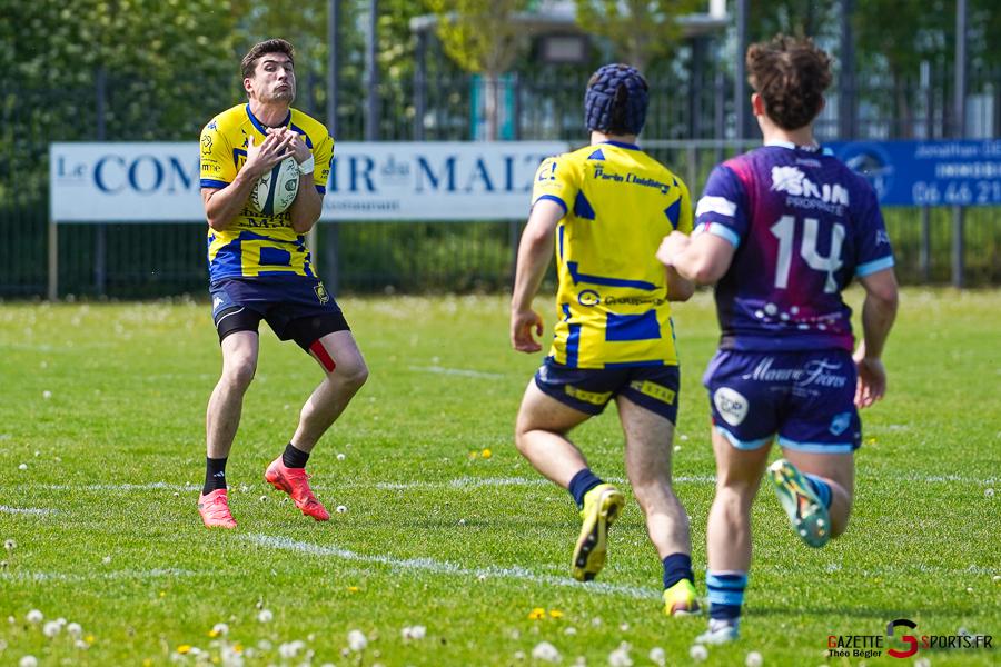 rugby f&eacute;d&eacute;rale 3 1/32e de finale playoffs match aller : rc ami&eacute;nois v strasbourg alsace rugby