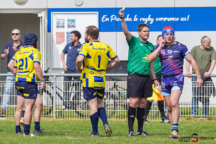 rugby f&eacute;d&eacute;rale 3 1/32e de finale playoffs match aller : rc ami&eacute;nois v strasbourg alsace rugby