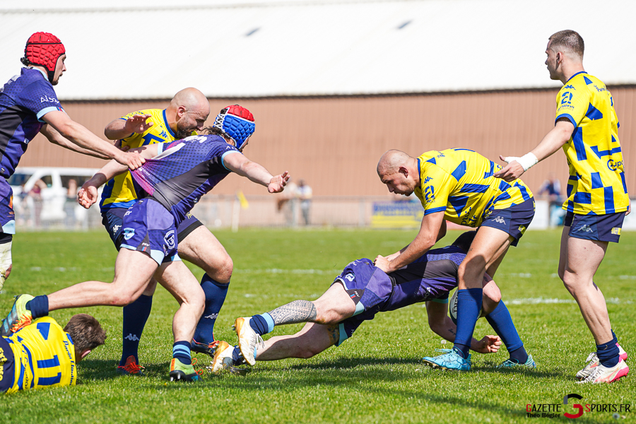 rugby f&eacute;d&eacute;rale 3 1/32e de finale playoffs match aller : rc ami&eacute;nois v strasbourg alsace rugby