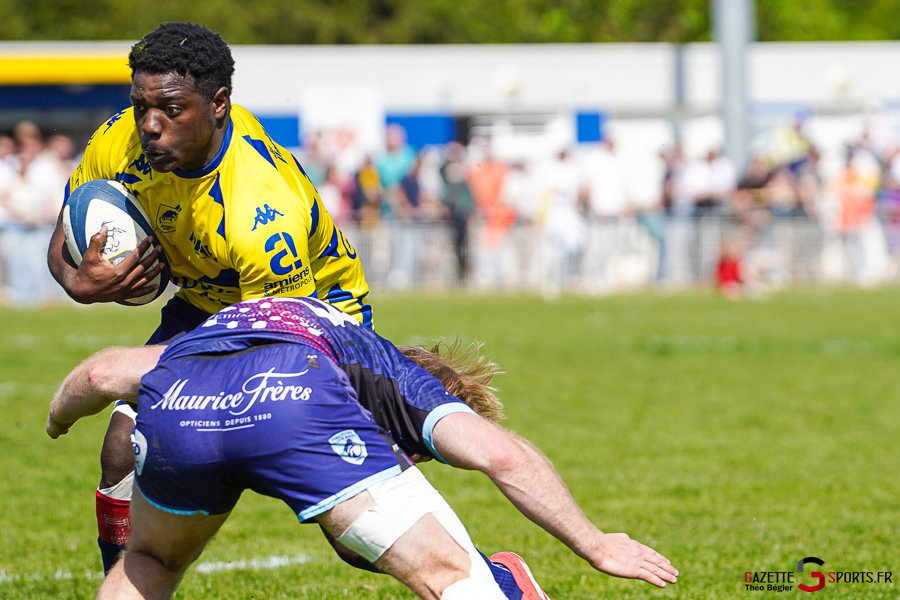 rugby f&eacute;d&eacute;rale 3 1/32e de finale playoffs match aller : rc ami&eacute;nois v strasbourg alsace rugby