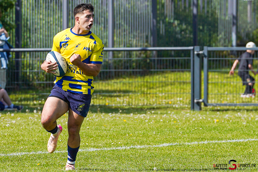 rugby f&eacute;d&eacute;rale 3 1/32e de finale playoffs match aller : rc ami&eacute;nois v strasbourg alsace rugby