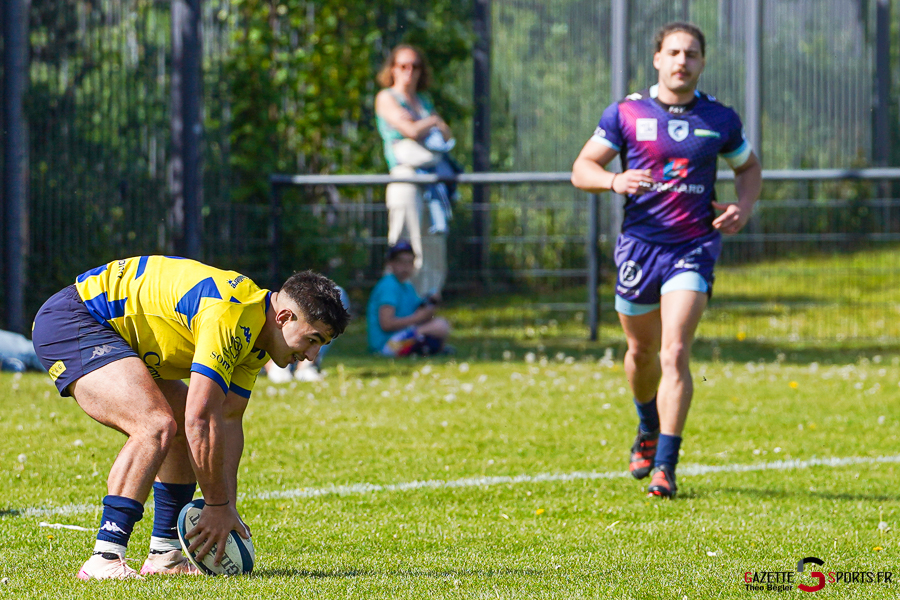 rugby f&eacute;d&eacute;rale 3 1/32e de finale playoffs match aller : rc ami&eacute;nois v strasbourg alsace rugby