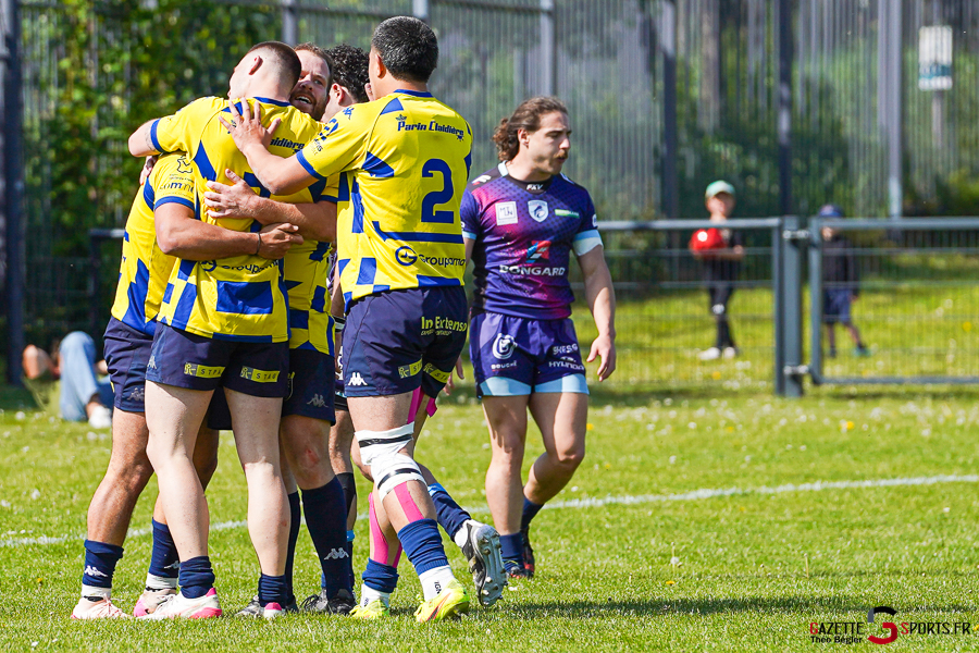 rugby f&eacute;d&eacute;rale 3 1/32e de finale playoffs match aller : rc ami&eacute;nois v strasbourg alsace rugby