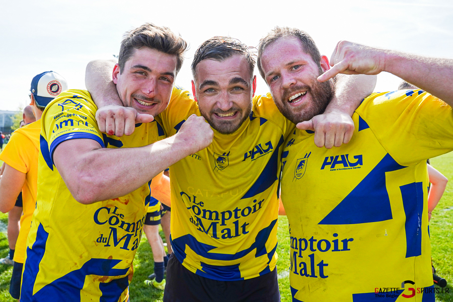 rugby f&eacute;d&eacute;rale 3 1/32e de finale playoffs match aller : rc ami&eacute;nois v strasbourg alsace rugby